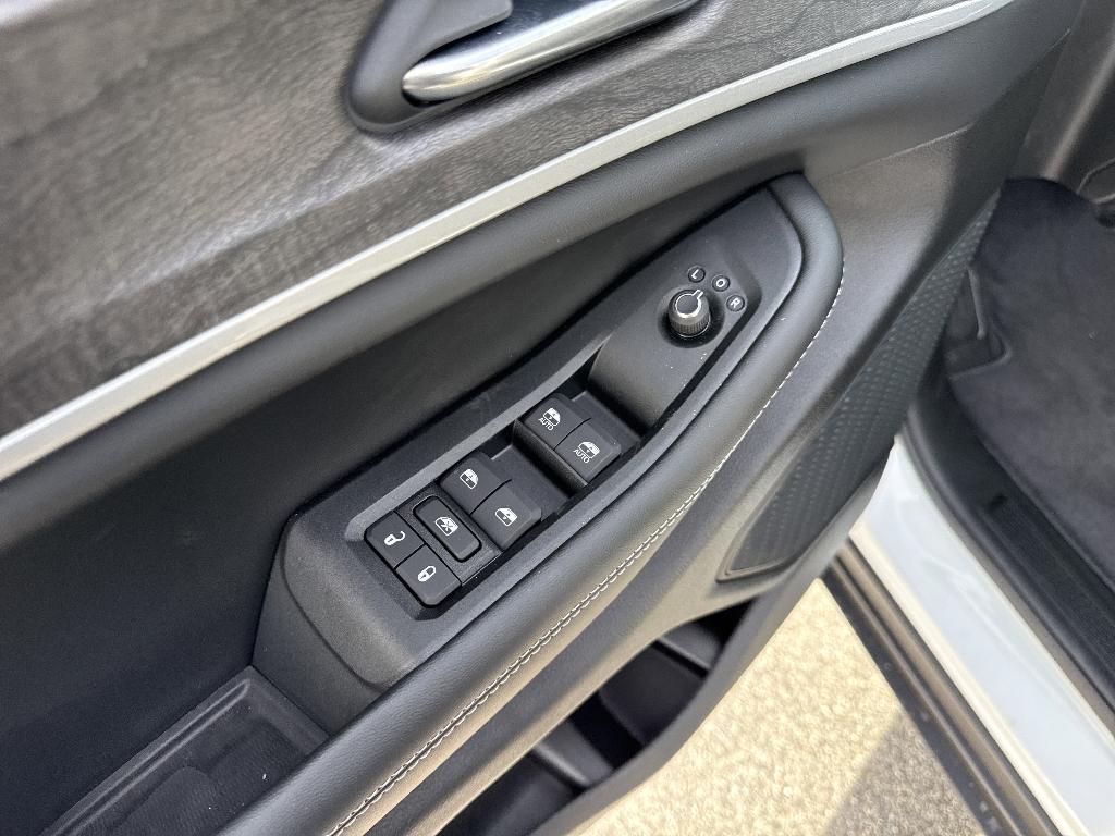 new 2025 Jeep Grand Cherokee L car, priced at $54,740