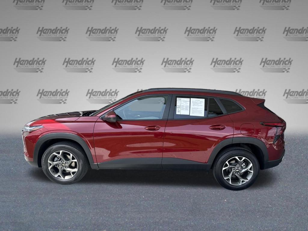 used 2025 Chevrolet Trax car, priced at $23,617