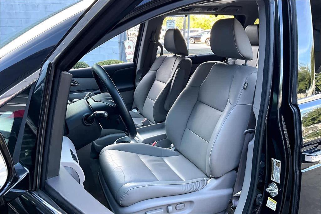 used 2016 Honda Odyssey car, priced at $8,995