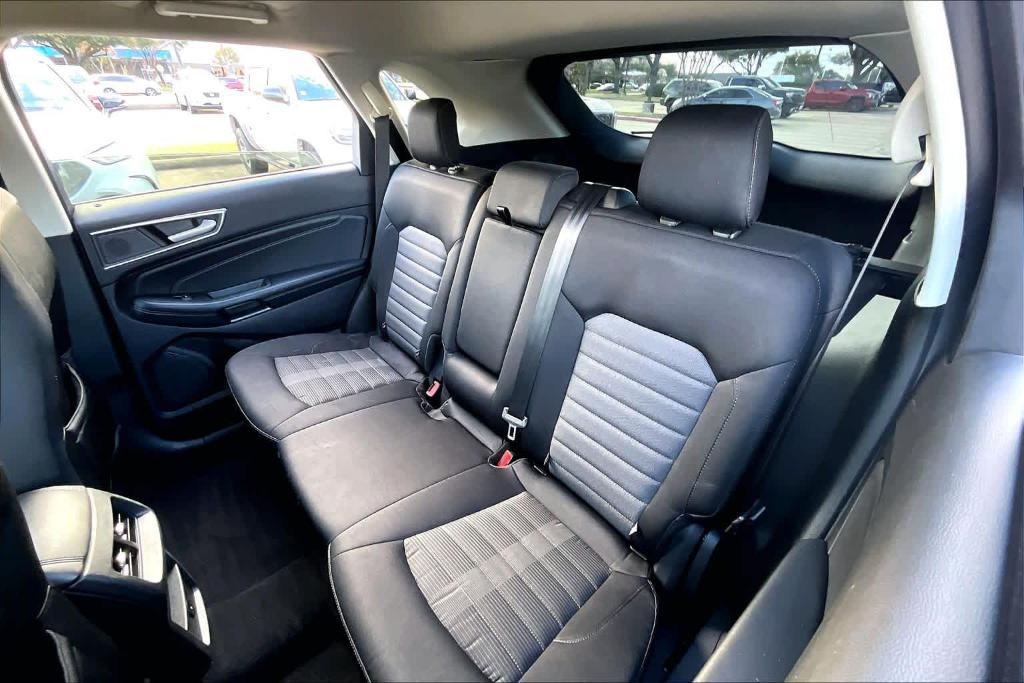 used 2022 Ford Edge car, priced at $18,999