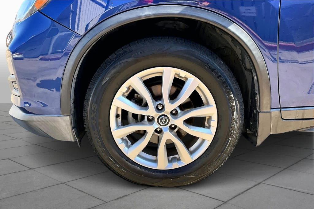 used 2019 Nissan Rogue car, priced at $12,595