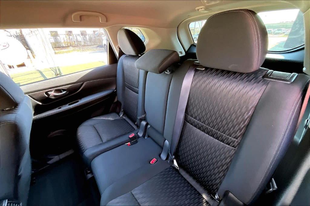 used 2019 Nissan Rogue car, priced at $12,595