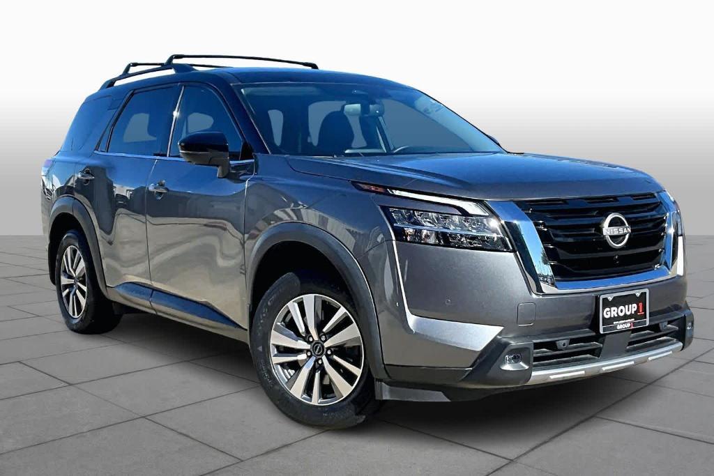 used 2022 Nissan Pathfinder car, priced at $25,995