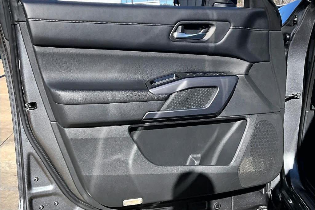 used 2022 Nissan Pathfinder car, priced at $25,995