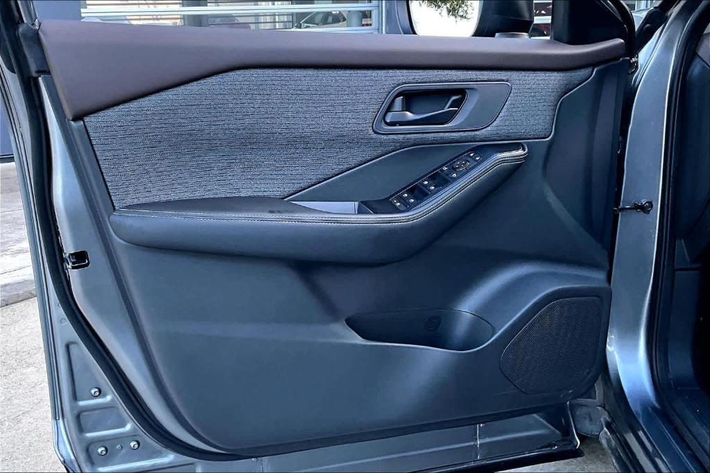 used 2022 Nissan Rogue car, priced at $19,395