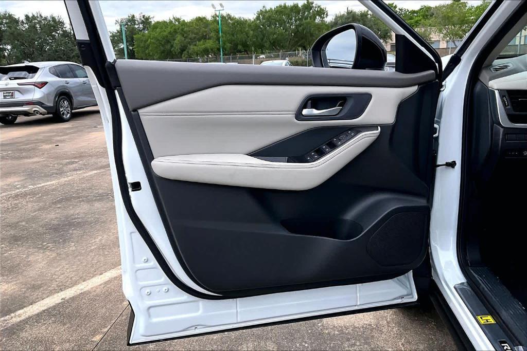 new 2026 Nissan Rogue car, priced at $31,965