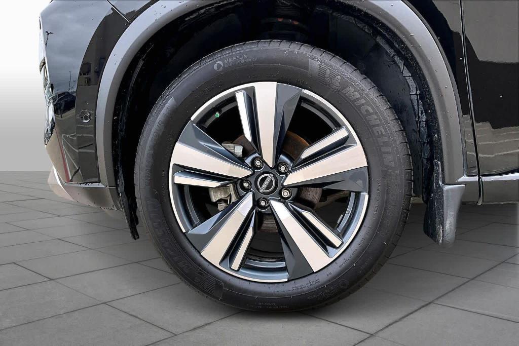 used 2022 Nissan Rogue car, priced at $21,995