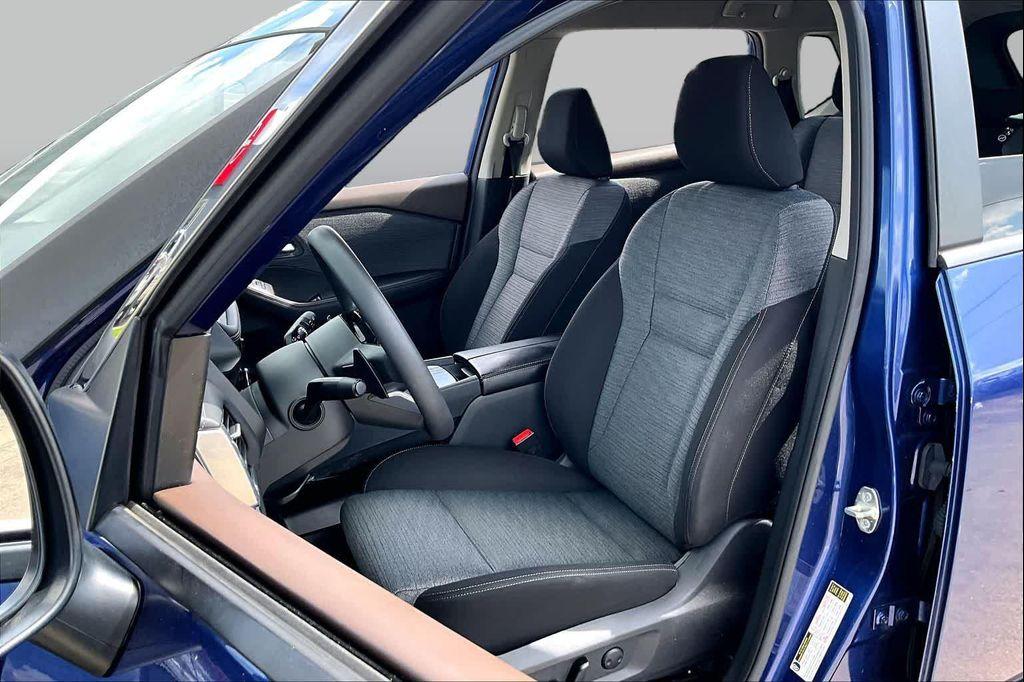 used 2023 Nissan Rogue car, priced at $22,222