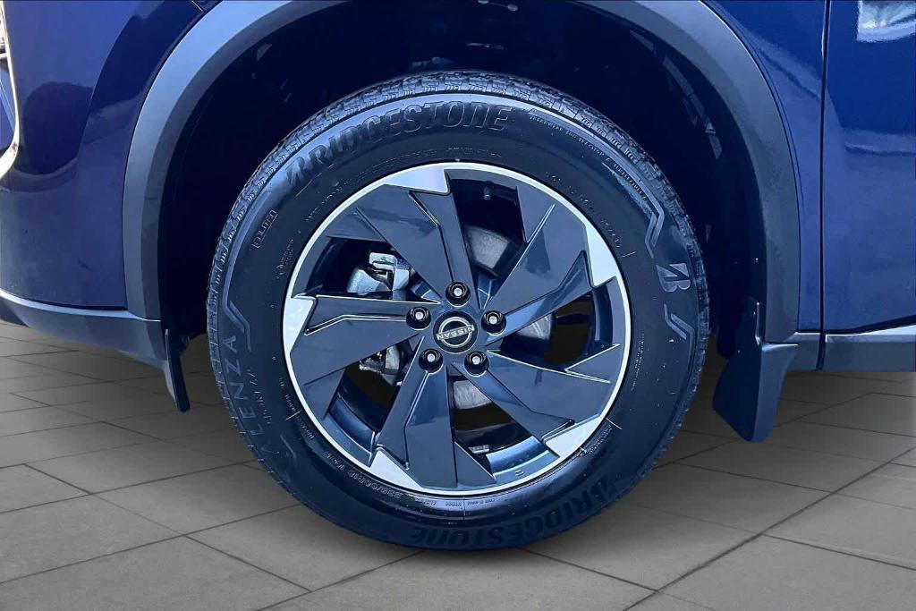 used 2024 Nissan Rogue car, priced at $22,595