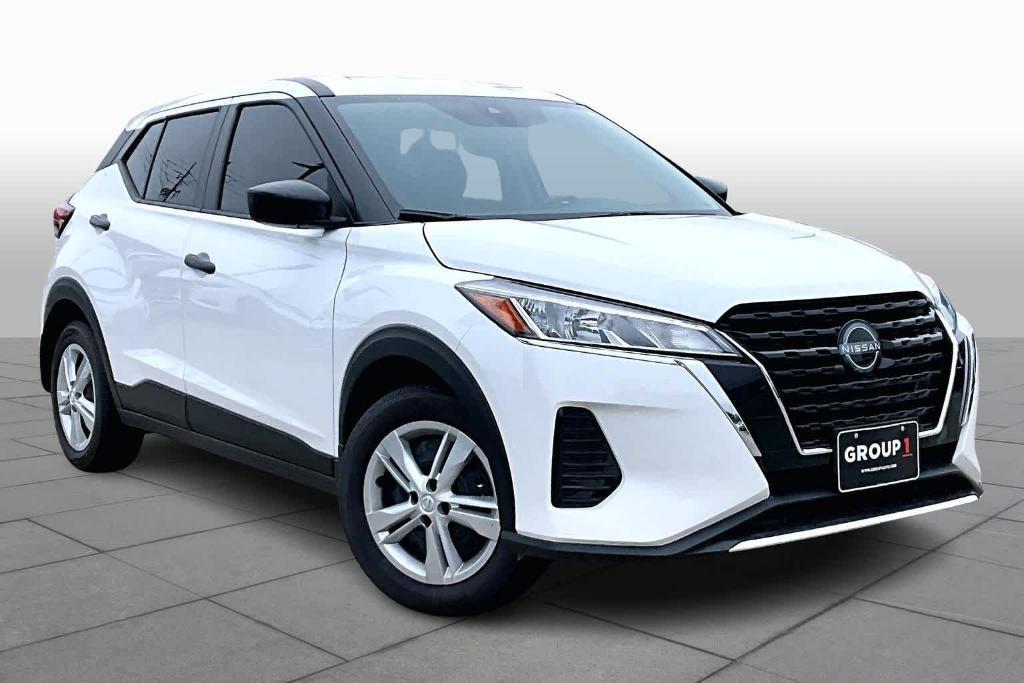 new 2025 Nissan Kicks Play car, priced at $23,260
