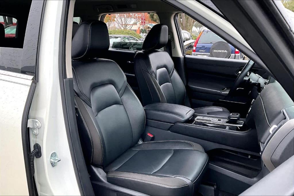 used 2023 Nissan Pathfinder car, priced at $31,595