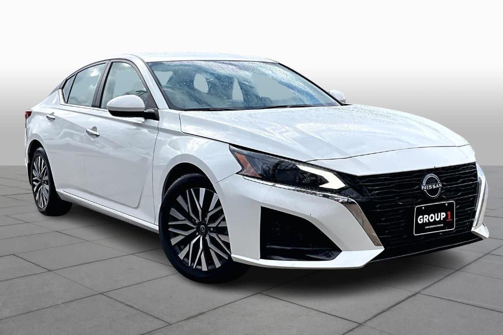 used 2023 Nissan Altima car, priced at $20,995