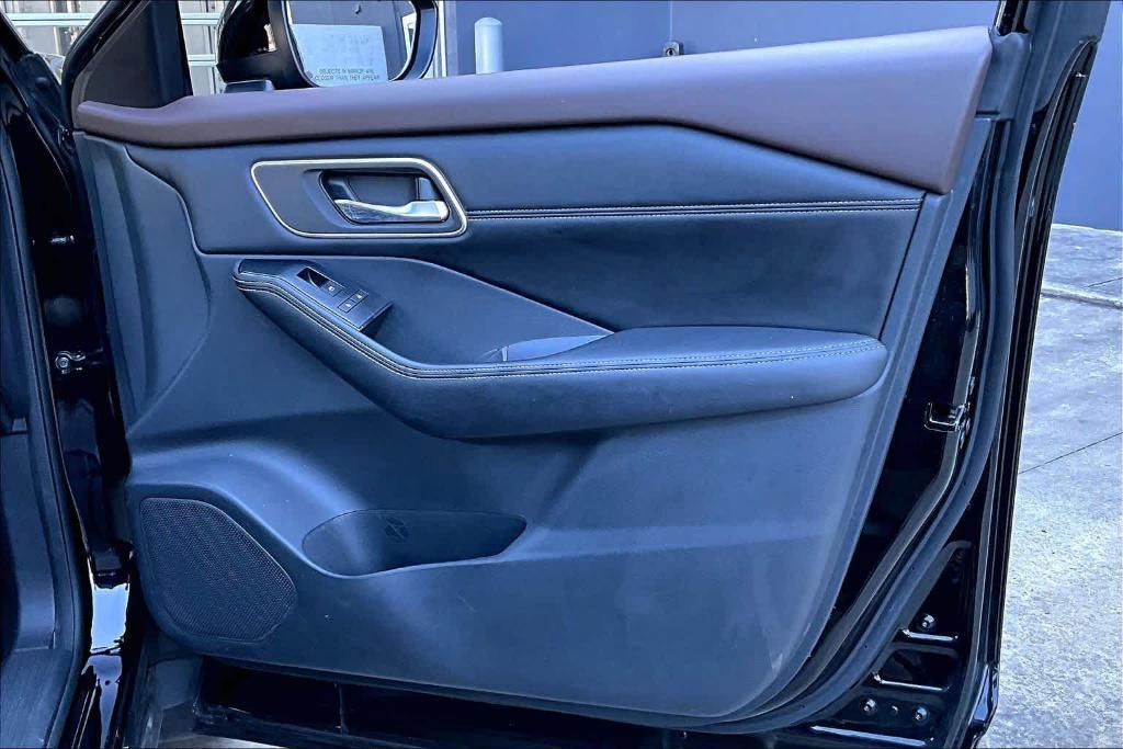 used 2021 Nissan Rogue car, priced at $9,997