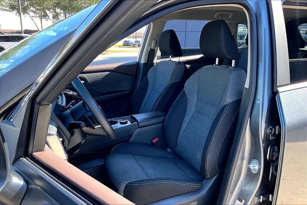 used 2022 Nissan Rogue car, priced at $21,999