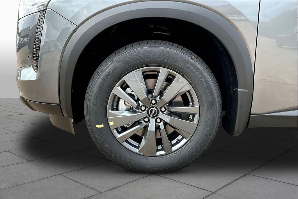 new 2026 Nissan Pathfinder car, priced at $38,368