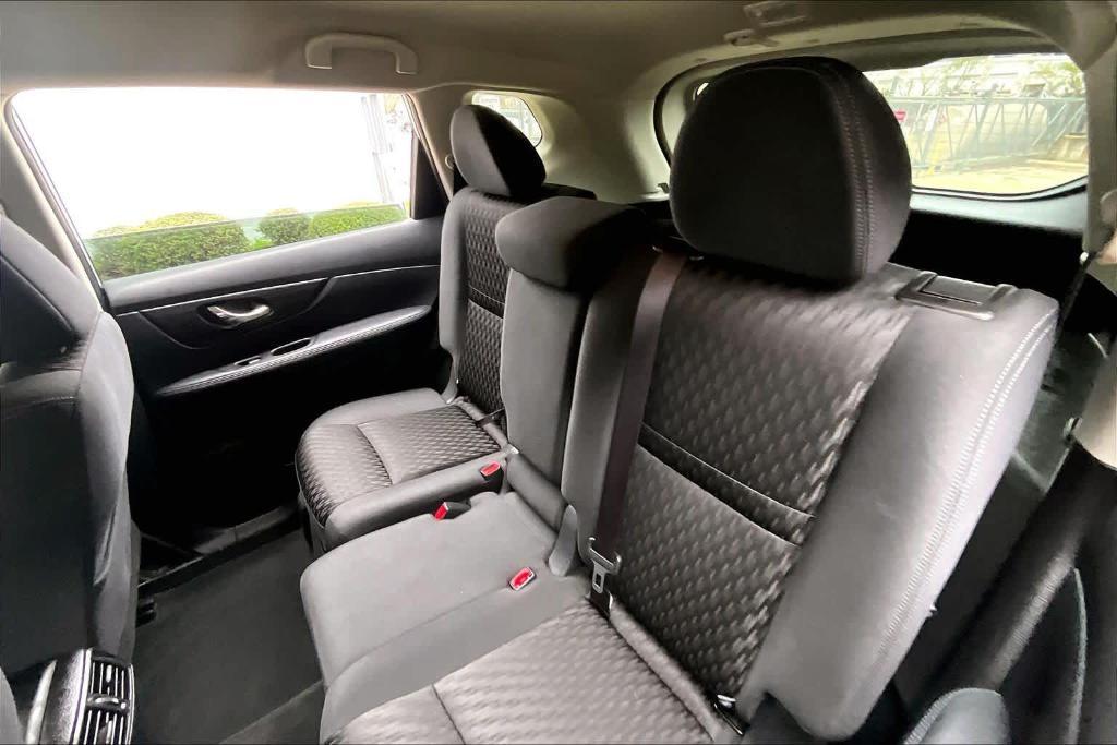 used 2020 Nissan Rogue car, priced at $12,295