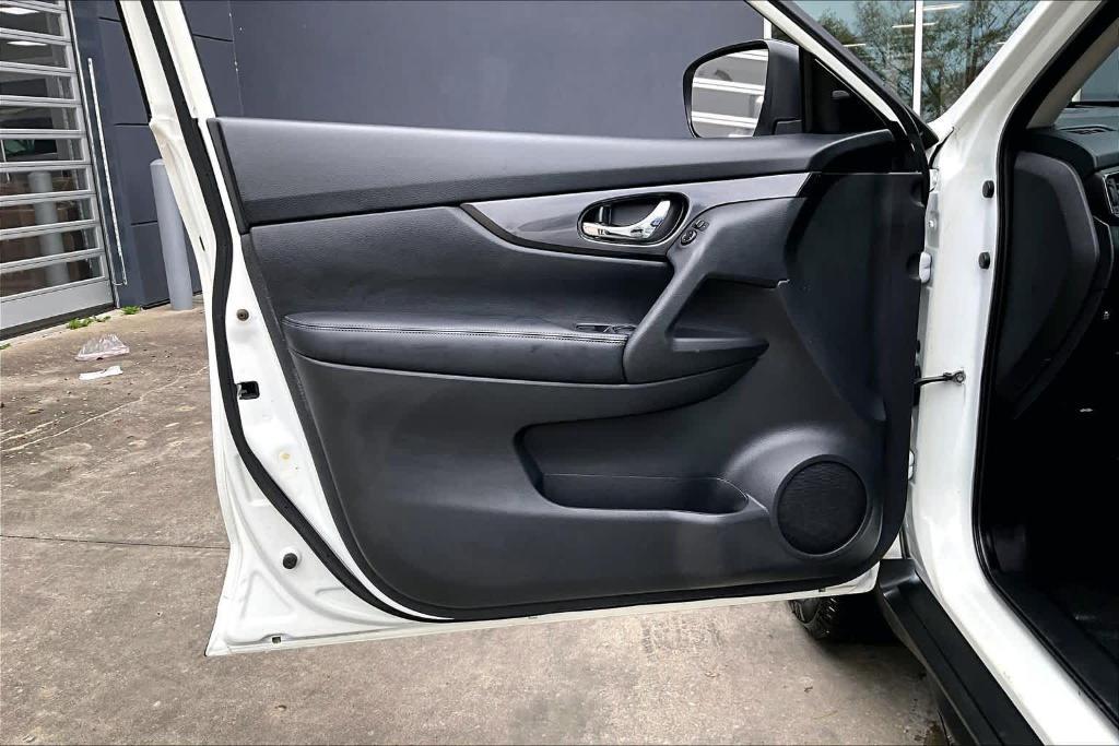 used 2020 Nissan Rogue car, priced at $12,295