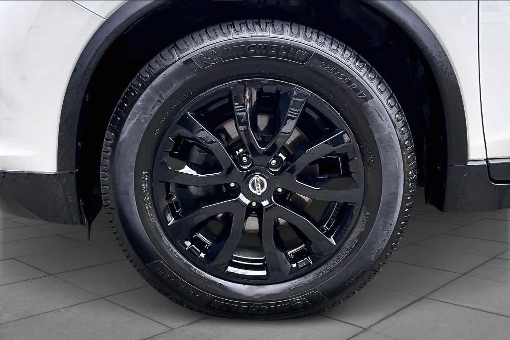 used 2020 Nissan Rogue car, priced at $12,295