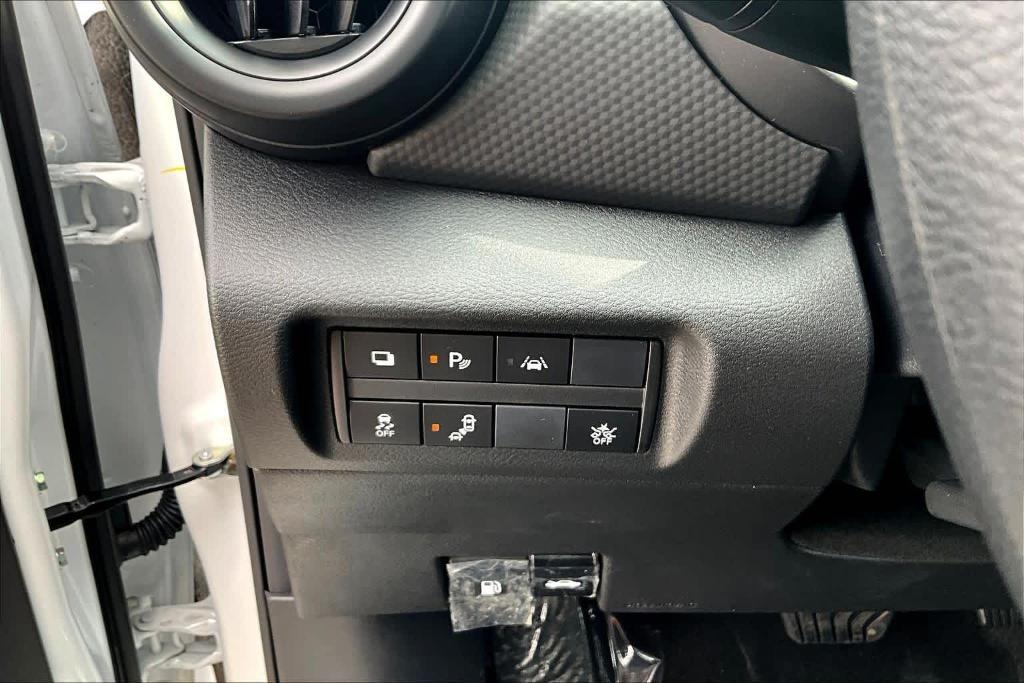 new 2025 Nissan Kicks Play car, priced at $23,365