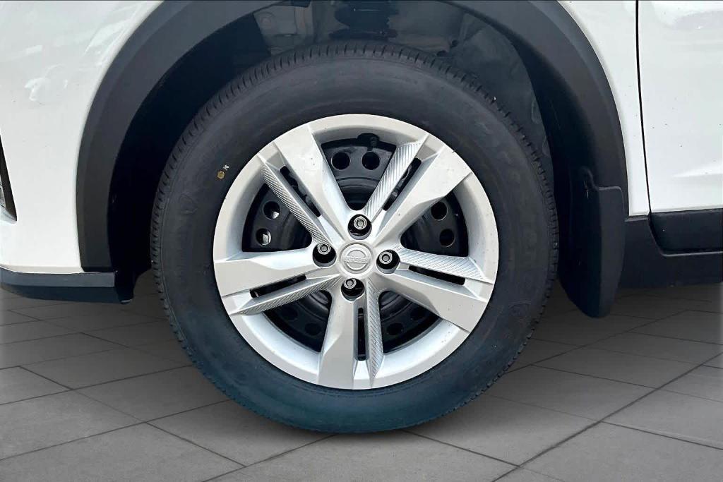 new 2025 Nissan Kicks Play car, priced at $23,365