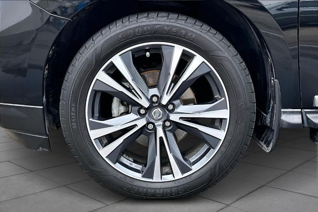 used 2020 Nissan Pathfinder car, priced at $19,995