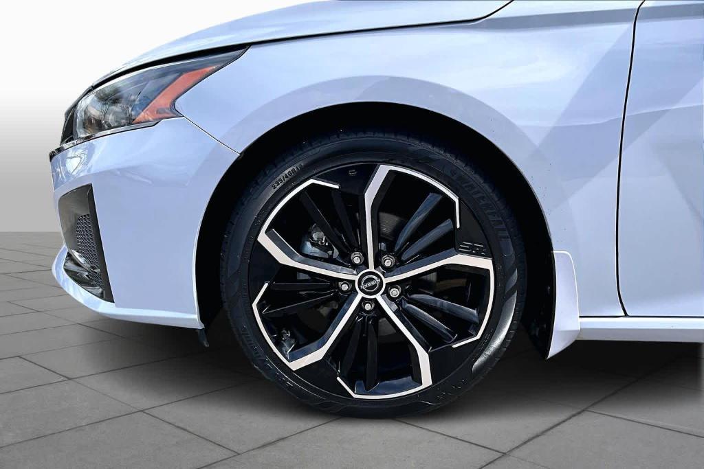 used 2023 Nissan Altima car, priced at $21,295