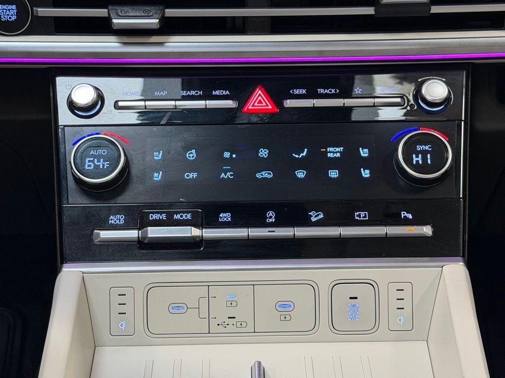 used 2025 Hyundai Santa Fe car, priced at $39,388