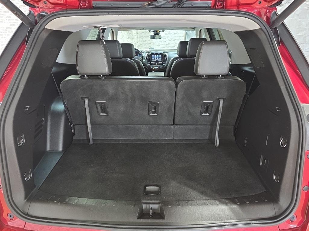 used 2020 Chevrolet Traverse car, priced at $24,762