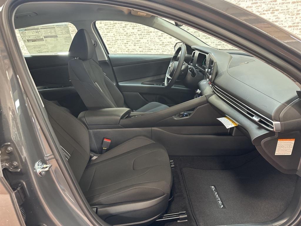 new 2026 Hyundai ELANTRA HEV car, priced at $26,010