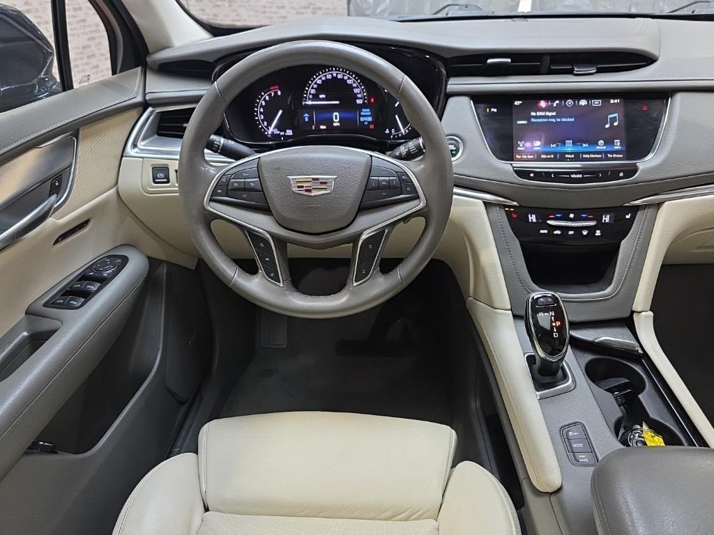 used 2017 Cadillac XT5 car, priced at $15,657