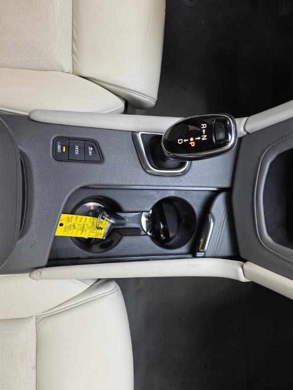 used 2017 Cadillac XT5 car, priced at $15,657