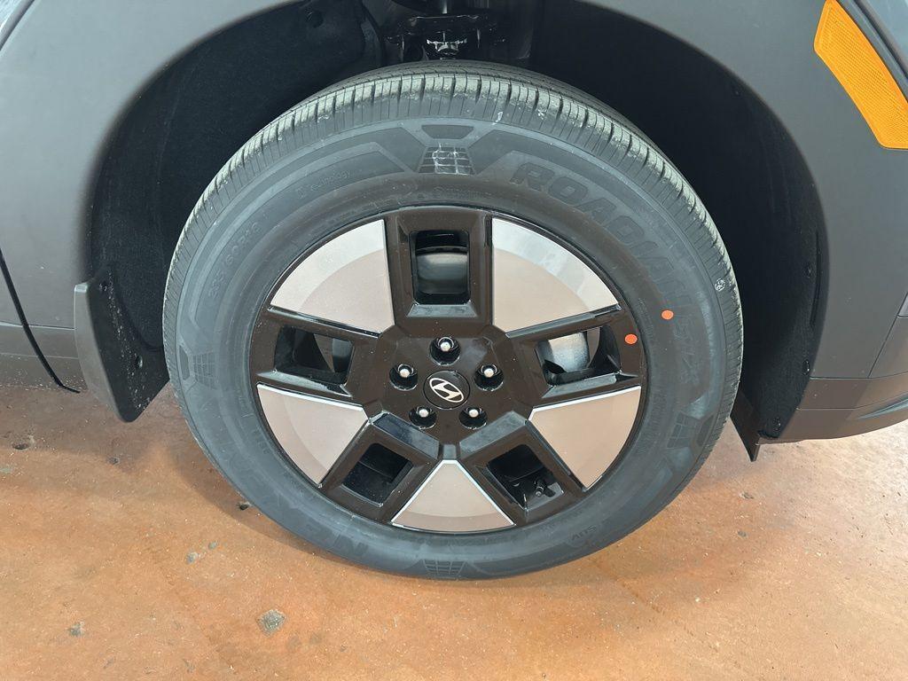 new 2026 Hyundai SANTA FE HEV car, priced at $33,944