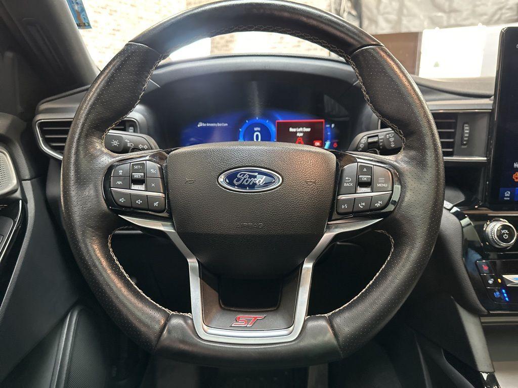 used 2022 Ford Explorer car, priced at $32,828