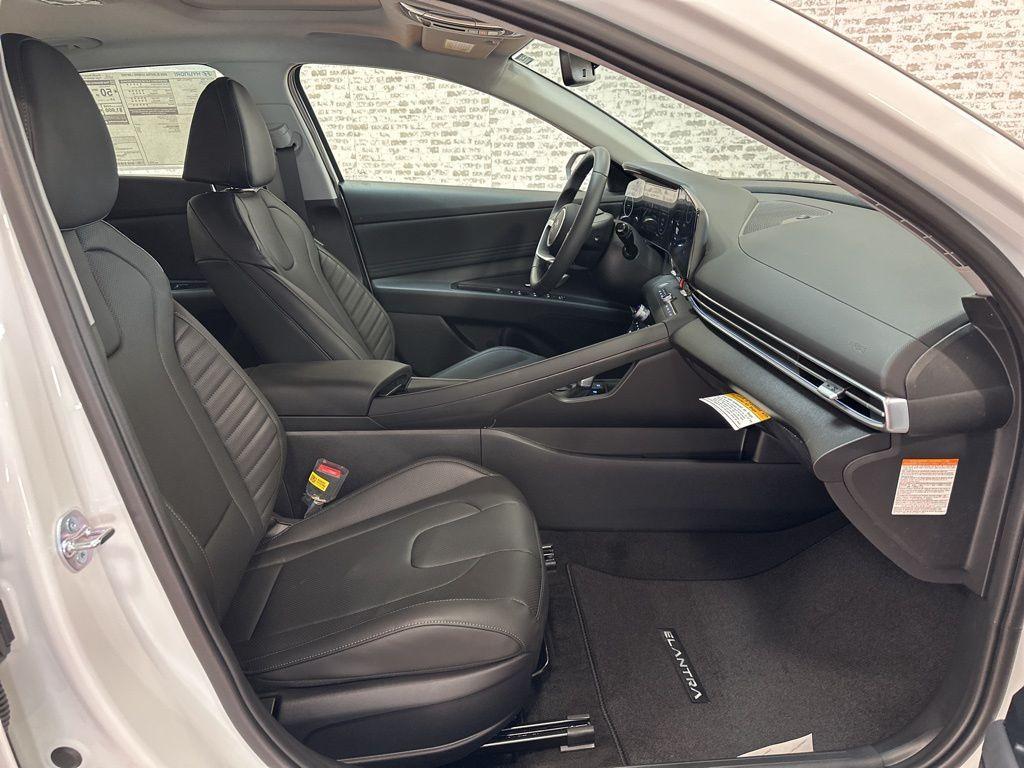 new 2026 Hyundai ELANTRA HEV car, priced at $30,725