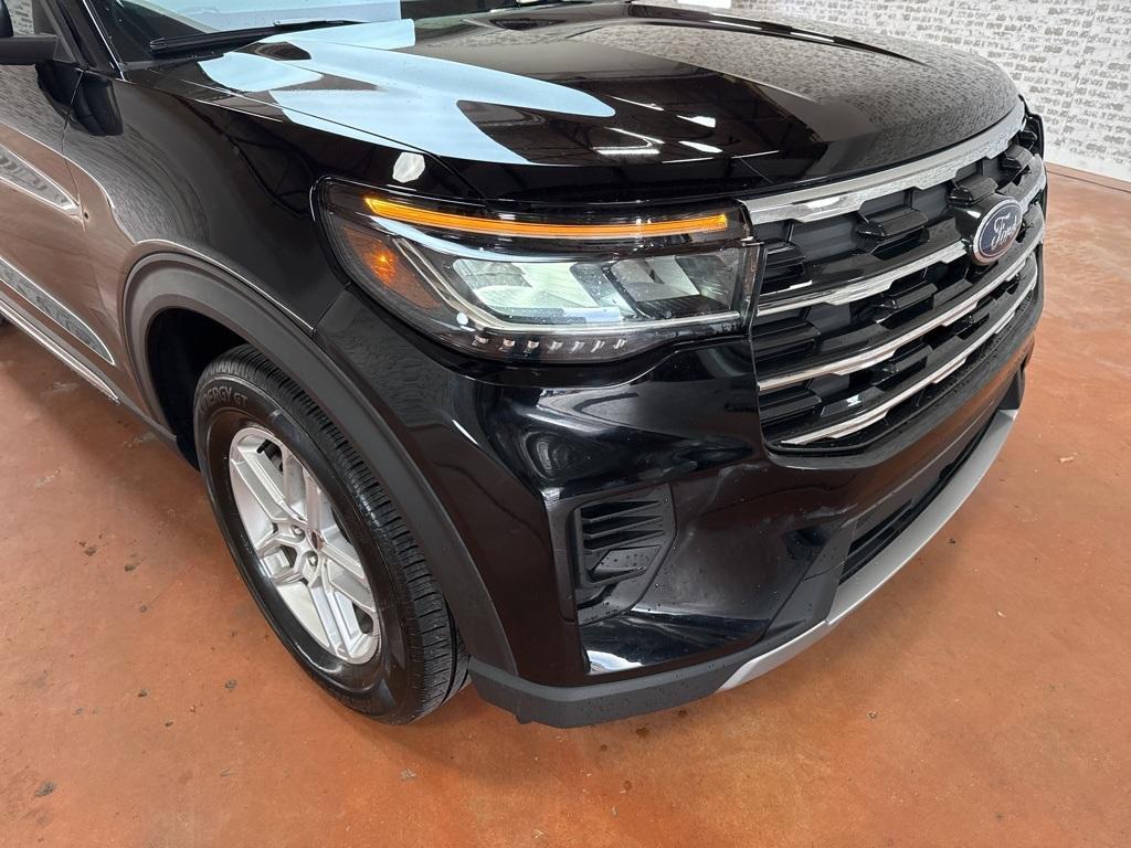 used 2025 Ford Explorer car, priced at $36,614