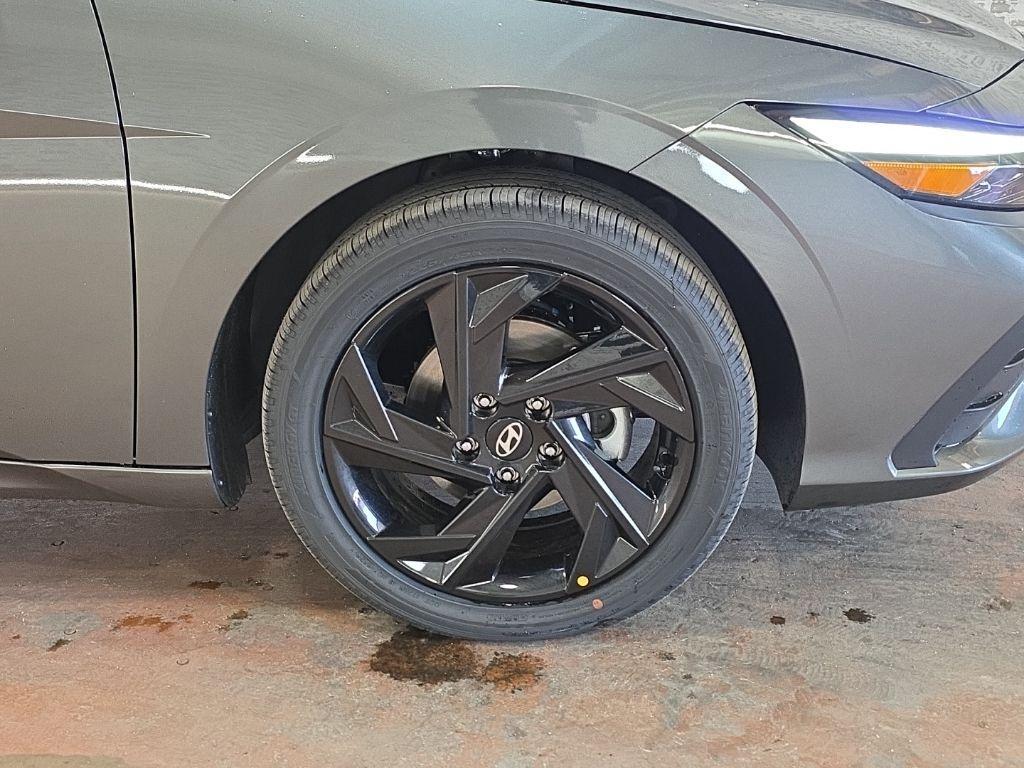 new 2026 Hyundai ELANTRA HEV car, priced at $27,934