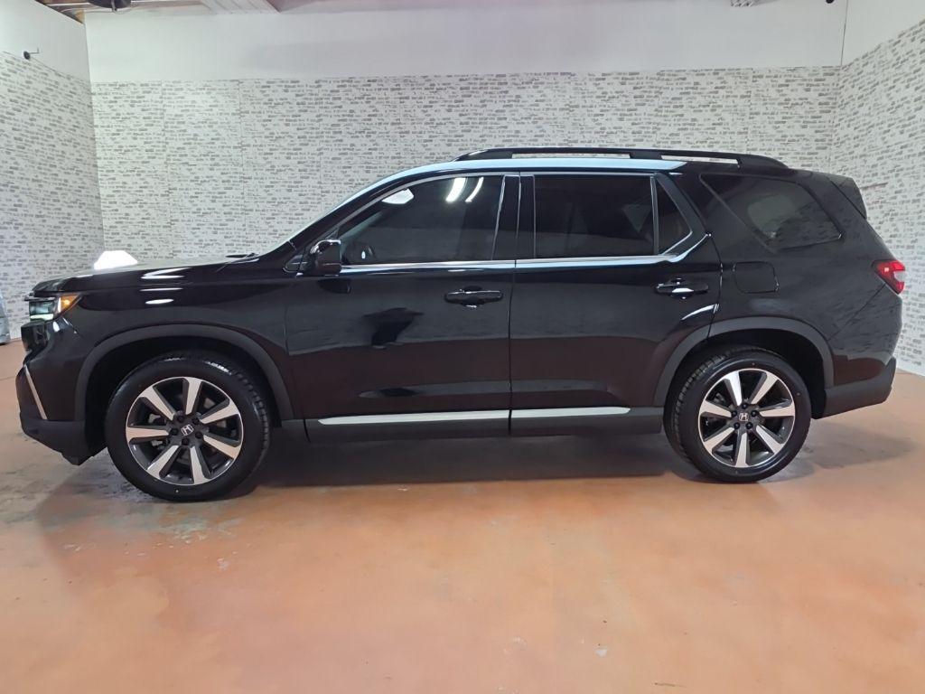 used 2023 Honda Pilot car, priced at $33,840