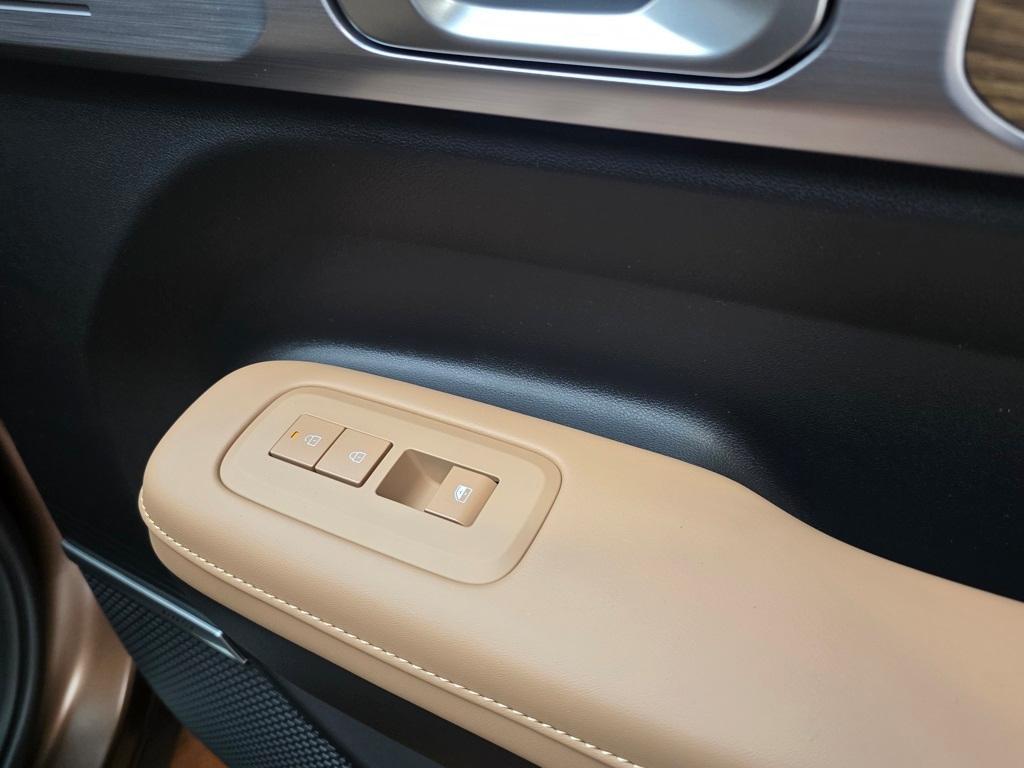 new 2026 Hyundai SANTA FE HEV car, priced at $46,538