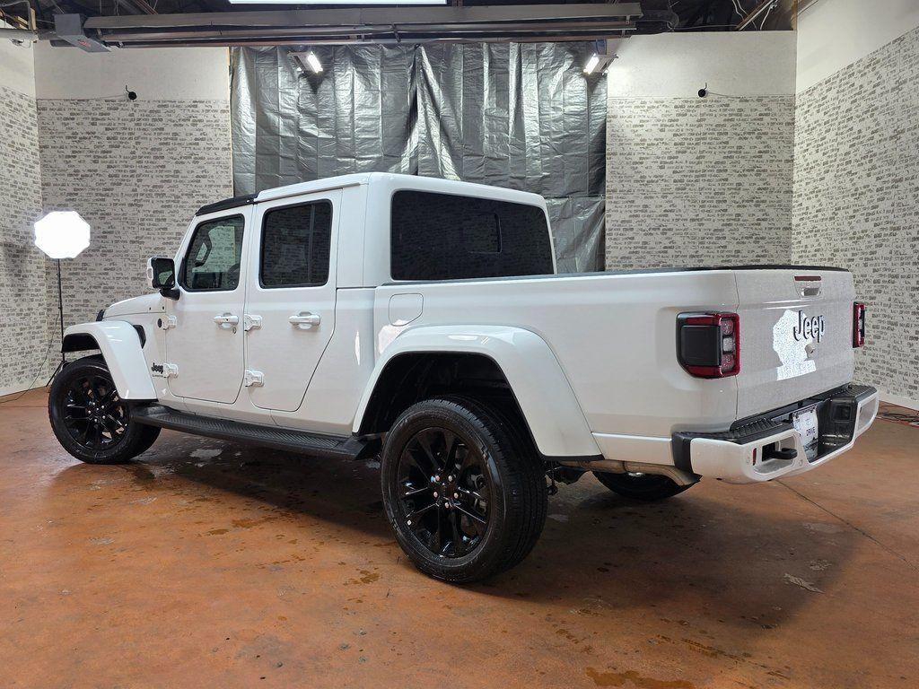 used 2023 Jeep Gladiator car, priced at $32,227
