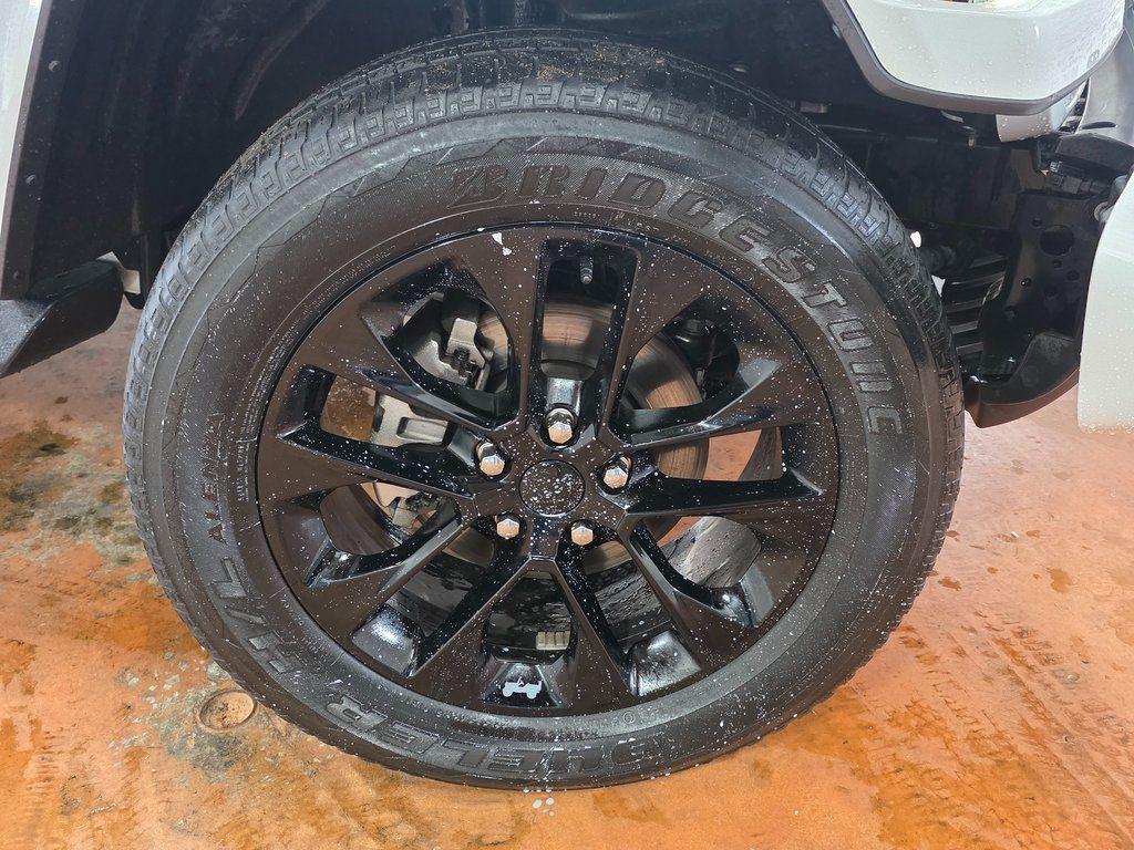 used 2023 Jeep Gladiator car, priced at $32,227