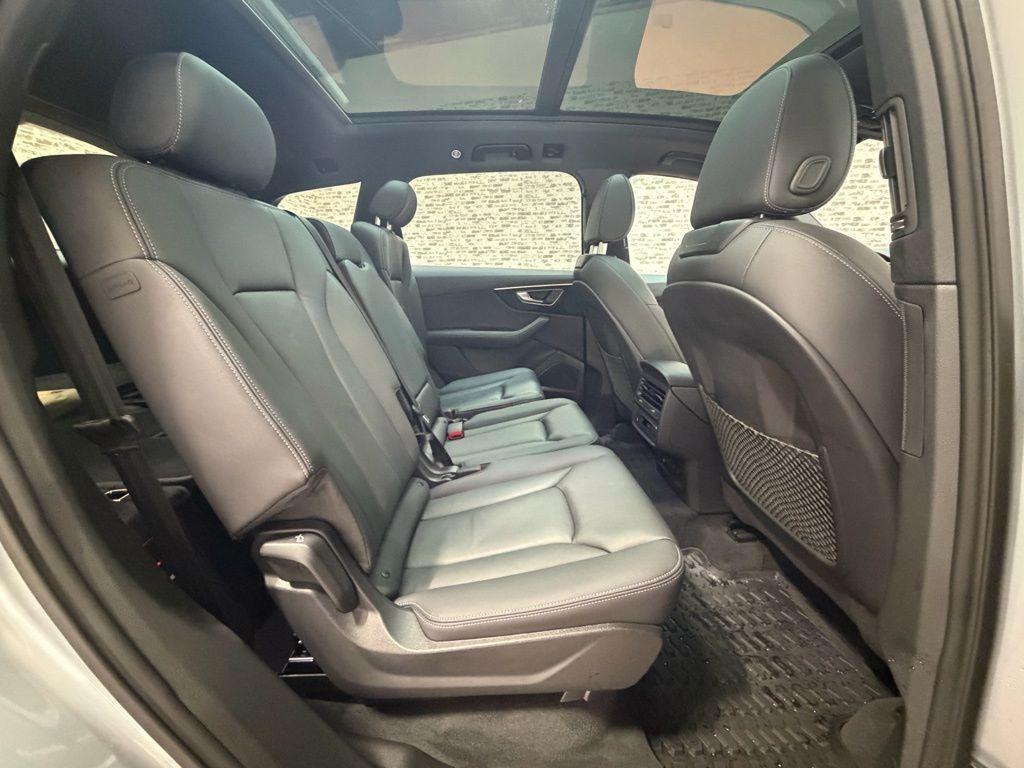 used 2025 Audi Q7 car, priced at $49,837