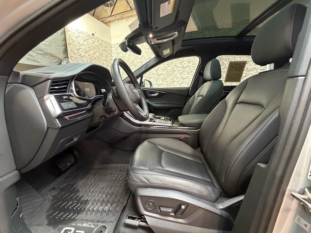 used 2025 Audi Q7 car, priced at $49,837