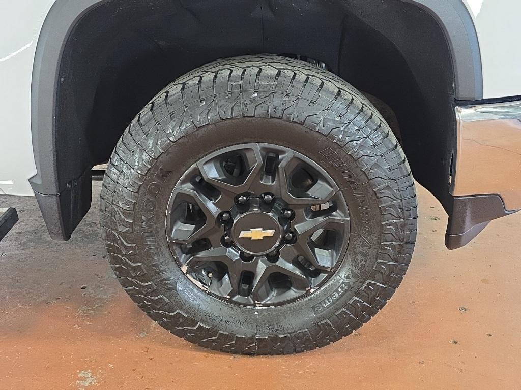 used 2021 Chevrolet Silverado 2500 car, priced at $37,987