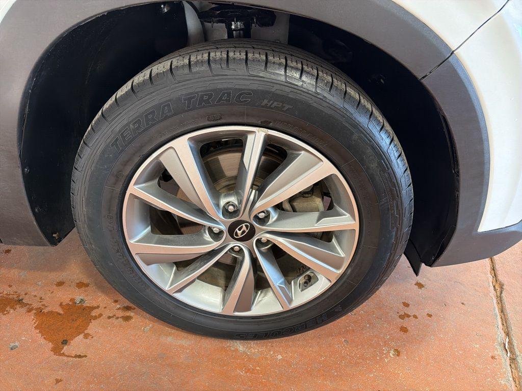 used 2020 Hyundai Santa Fe car, priced at $17,033