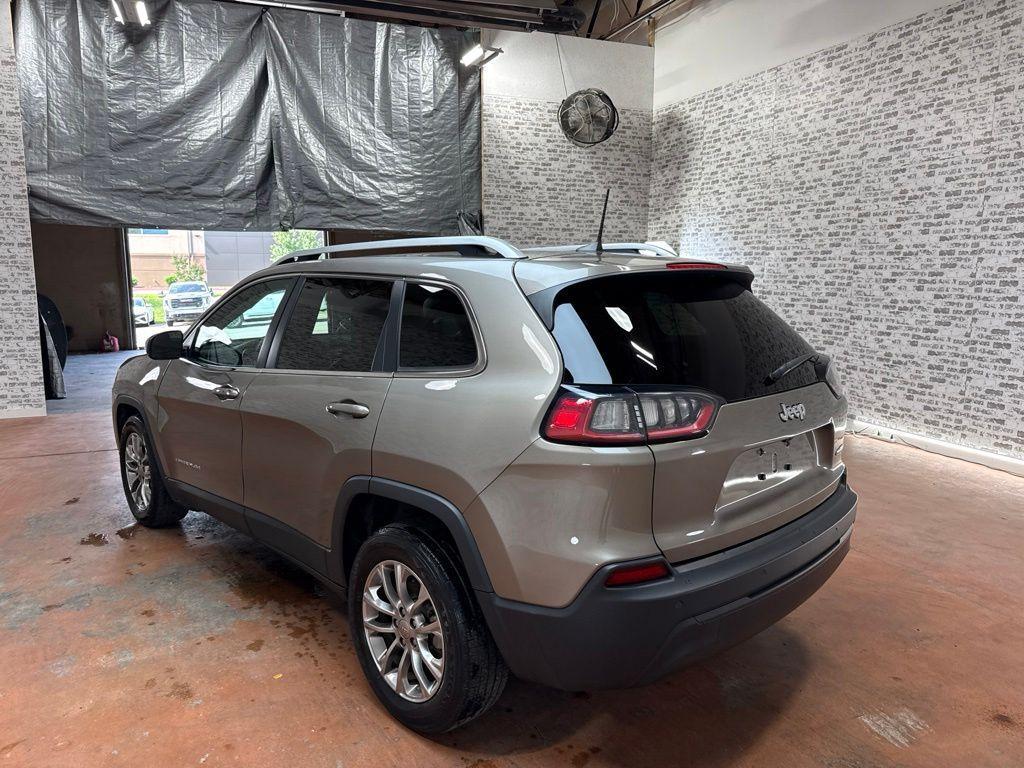 used 2019 Jeep Cherokee car, priced at $18,082