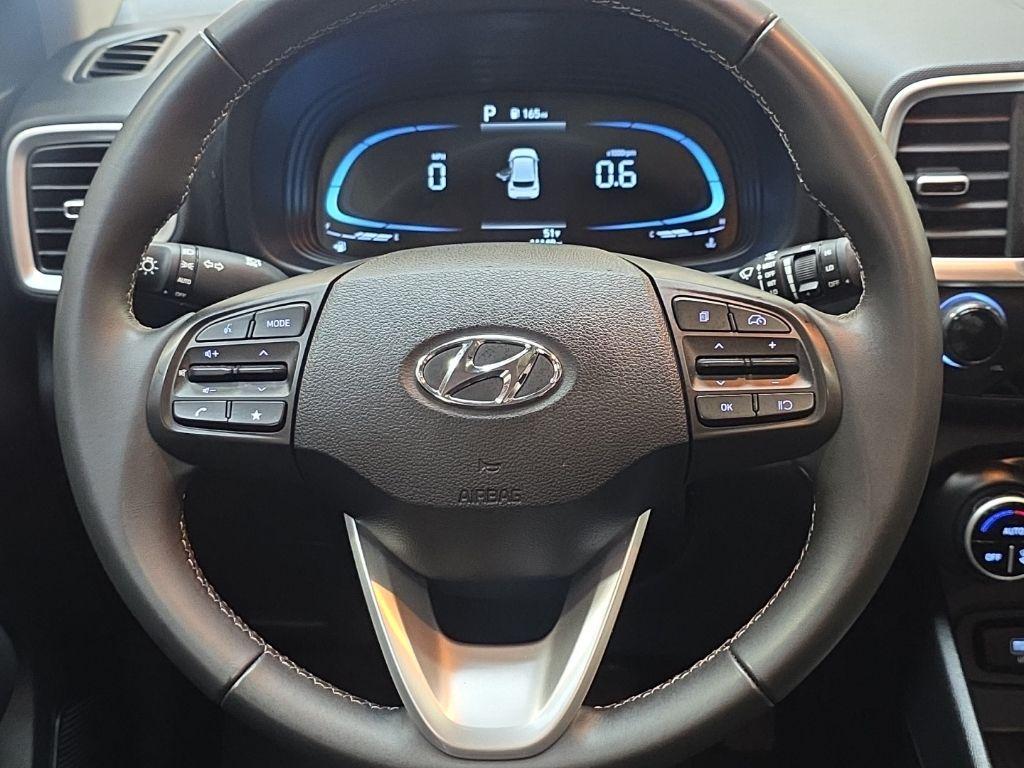 used 2025 Hyundai Venue car, priced at $19,099