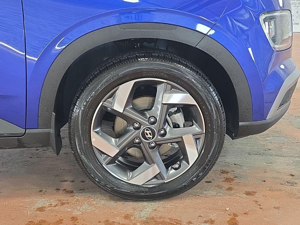 used 2025 Hyundai Venue car, priced at $19,099