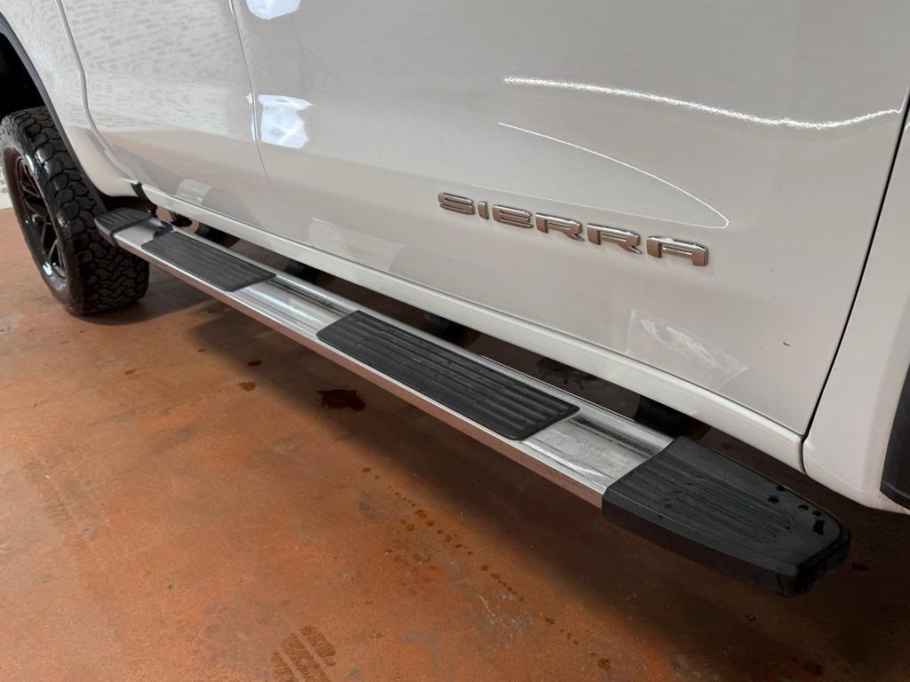 used 2021 GMC Sierra 1500 car, priced at $35,296