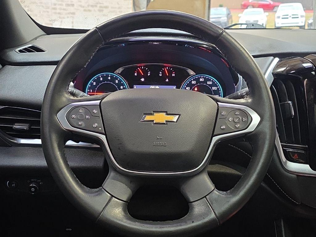used 2022 Chevrolet Traverse car, priced at $22,137