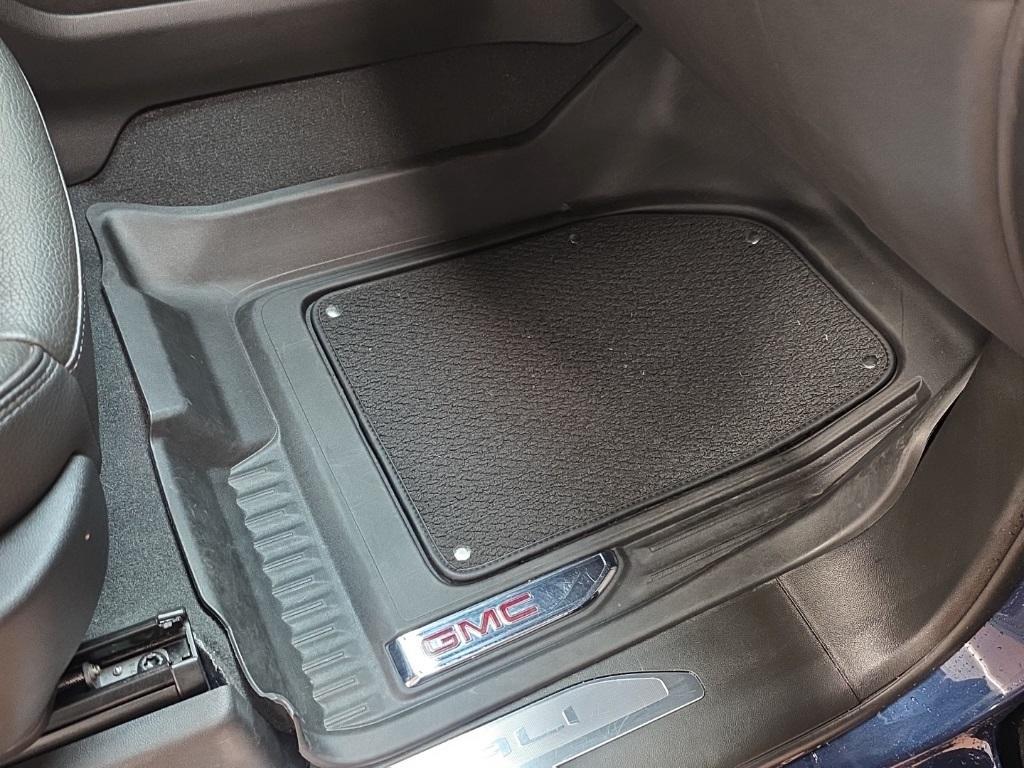 used 2022 GMC Sierra 1500 car, priced at $44,988